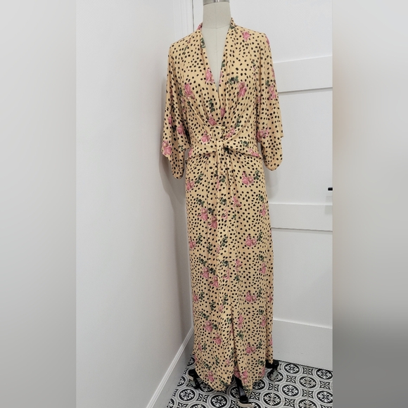 Maria Sanz Dresses & Skirts - Maria Sanz Women's Kimono Animal Floral Print Size One Size Romantic Boho Chic